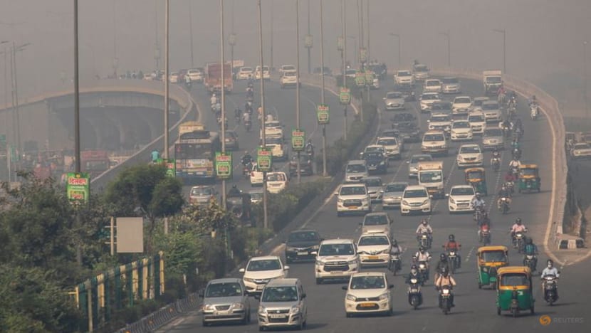 India to give US$
3.5 billion in revised clean tech scheme for automakers - sources India to give US$
3.5 billion in revised clean tech scheme for automakers - sources