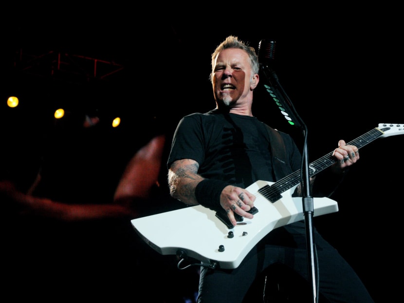 Metallica awes 40,000 fans