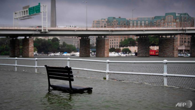Washington DC hit by torrential rain, flooding Washington DC hit by torrential rain, flooding