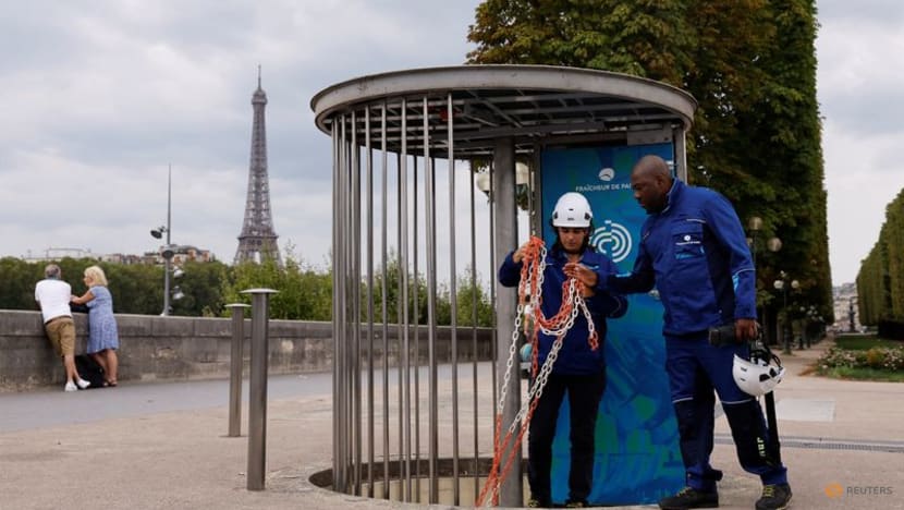 Paris aims to expand urban cooling system that uses Seine River water