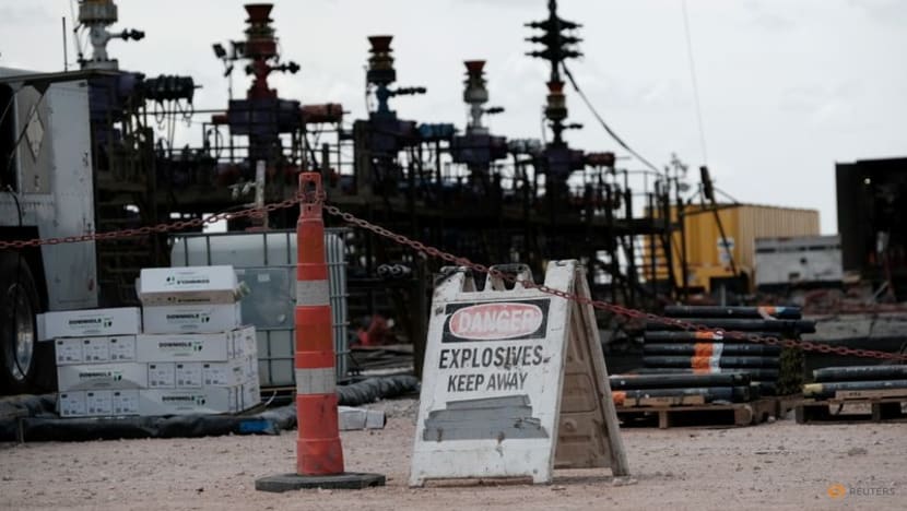 Explainer-What is happening with US gasoline prices? Explainer-What is happening with US gasoline prices?