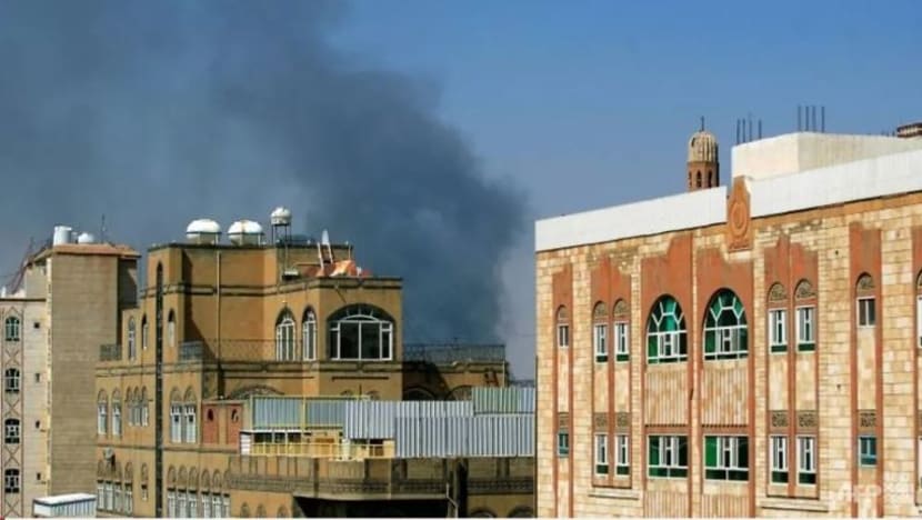 Perikatan tentera pimpinan Saudi bedil ibu kota Yaman susuli serangan Houthi