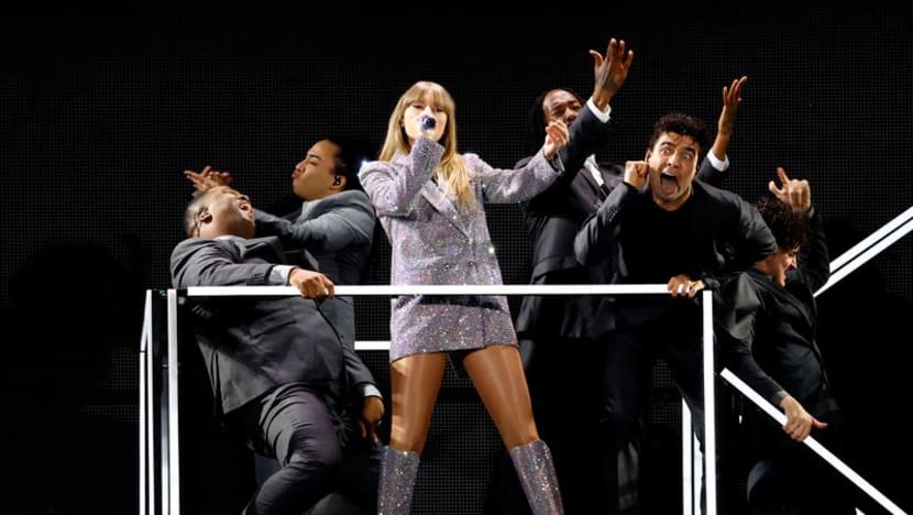2024 02 07t163849z 1 lynxmpek160pp rtroptp 3 people taylor swift japan