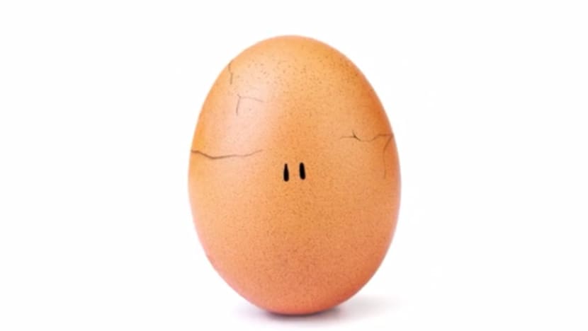 Misteri gambar telur yang lebih popular dari Kylie Jenner akhirnya terbongkar