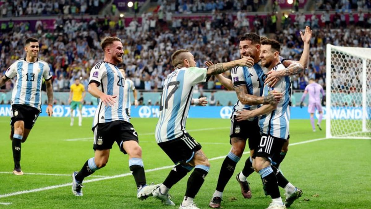 Analisis: Messi memikul beban untuk membantu Argentina melaju ke perempat final