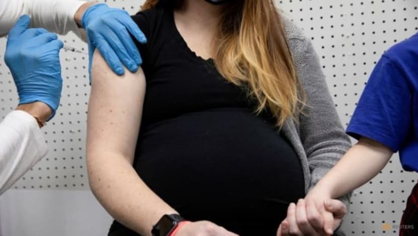CDC syor wanita hamil dapatkan vaksin COVID-19