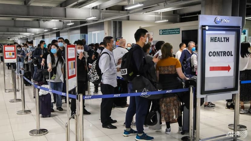COVID-19 outbreak: Travellers from 4 countries must show medical certificate before boarding flights to Thailand COVID-19 outbreak: Travellers from 4 countries must show medical certificate before boarding flights to Thailand