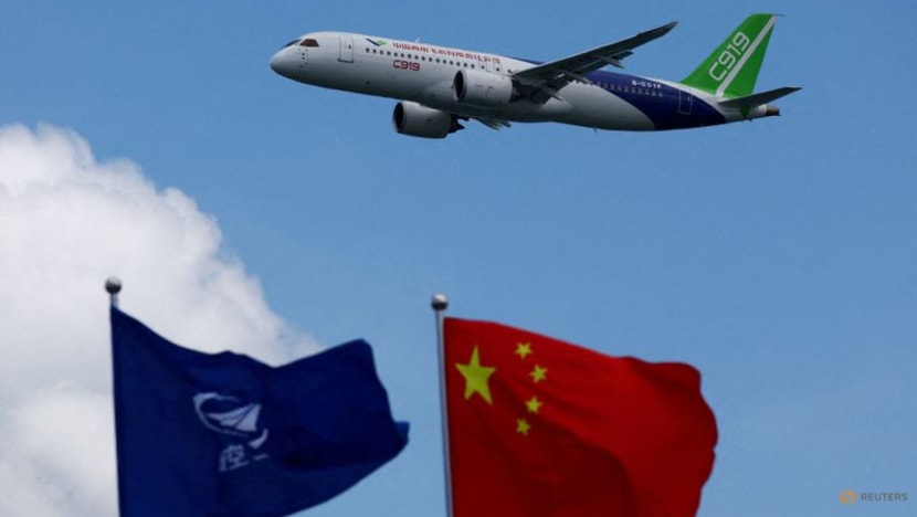 2024 02 22t073438z 1 lynxnpek1l08s rtroptp 3 singapore airshow comac