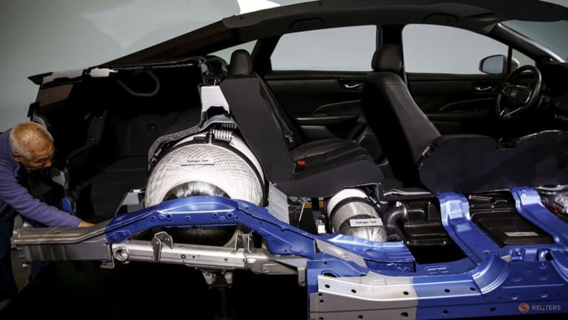 Honda to start producing new hydrogen fuel cell system co-developed with GM Honda to start producing new hydrogen fuel cell system co-developed with GM