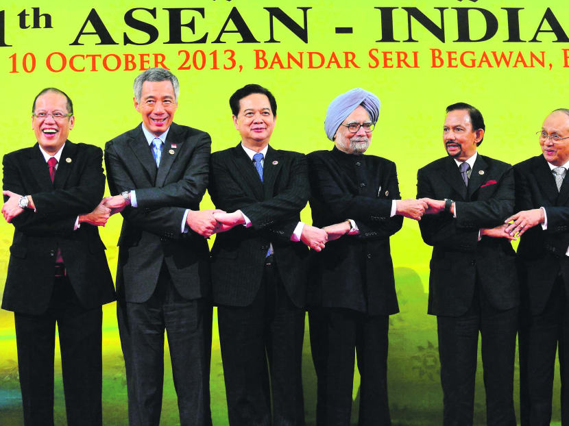 (From left) Philippines’ President Benigno Aquino, Singapore’s Prime Minister Lee Hsien Loong, Vietnam’s Prime Minister Nguyen Tan Dung, India’s Prime Minister Manmohan Singh, Brunei’s Sultan Hassanal Bolkiah and Myanmar’s President Thein Sein at the ASEAN-India Summit yesterday. Photo: Reuters