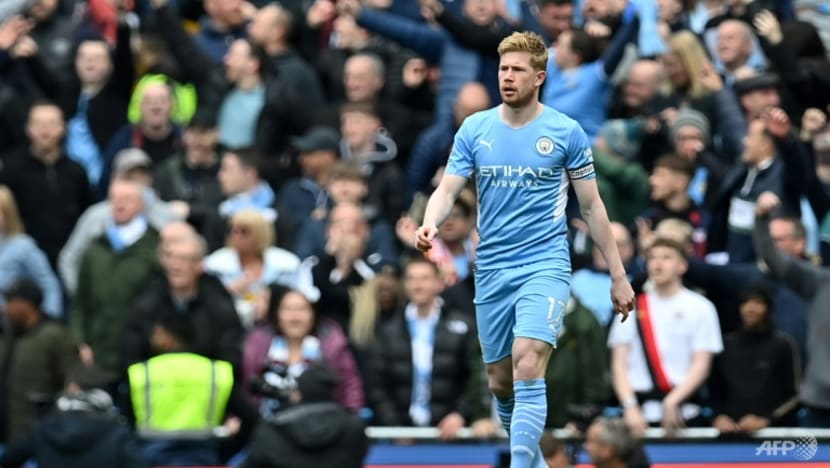 Man City's De Bruyne expects more twists in title race after Liverpool draw  - CNA