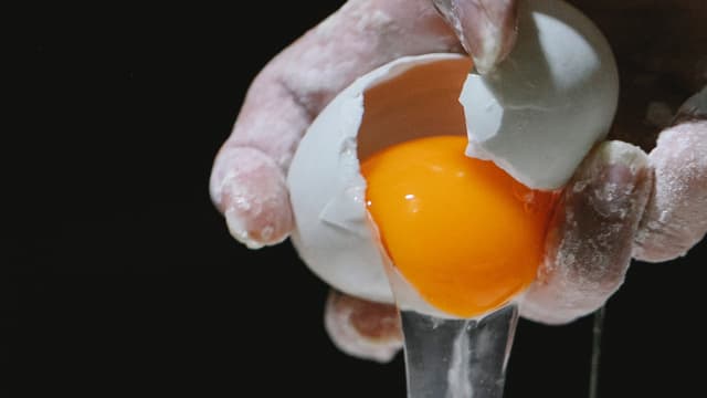 只吃蛋白更健康？蛋黄喊冤了！