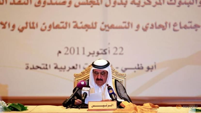 Dubai deputy ruler Sheikh Hamdan, prominent horse racing figure, dies Dubai deputy ruler Sheikh Hamdan, prominent horse racing figure, dies