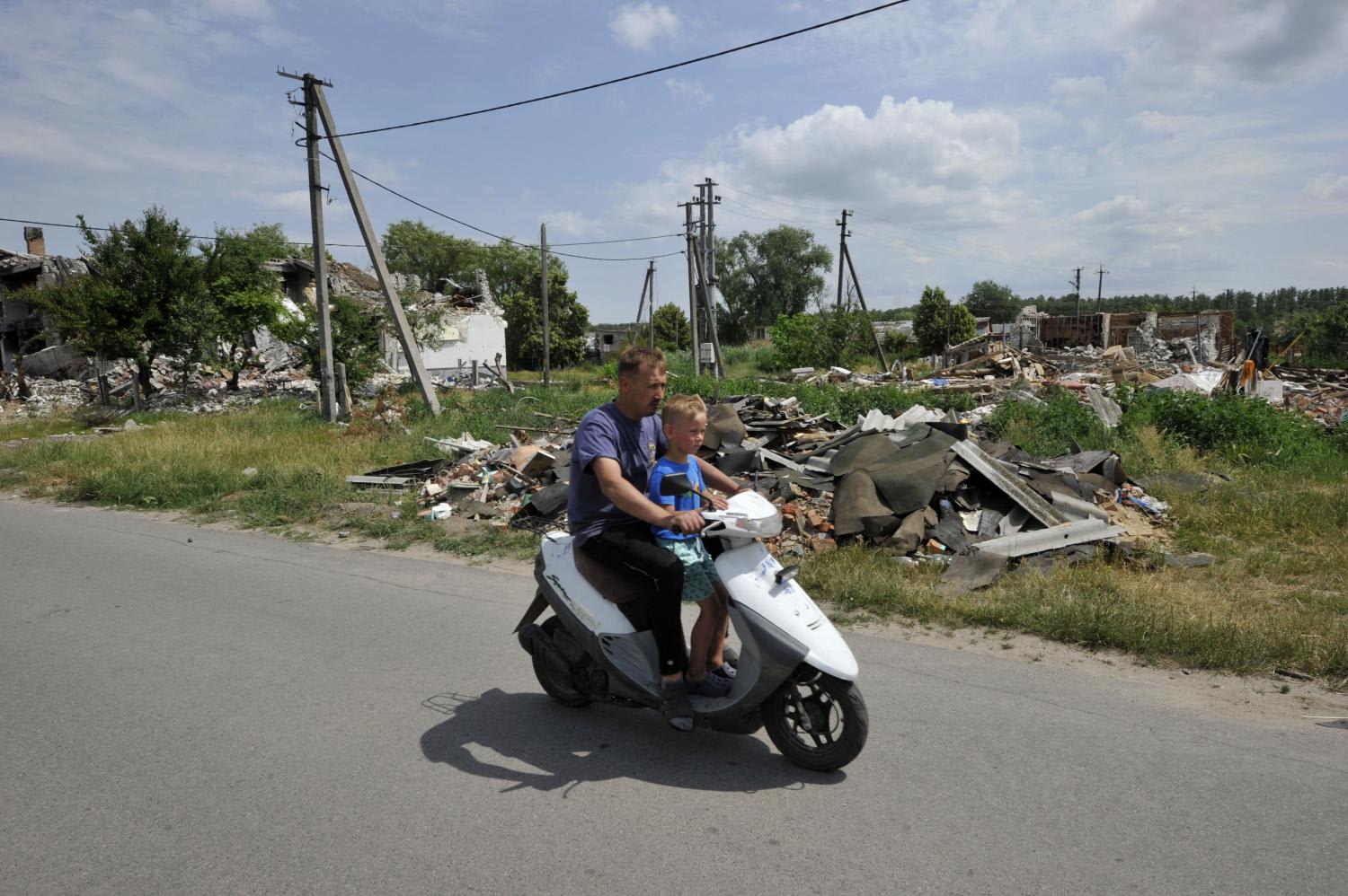 Ukraine's Zelenskiy looks to EU offer as Russia pounds cities Ukraine's Zelenskiy looks to EU offer as Russia pounds cities