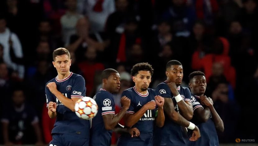 Messi scores maiden goal for PSG in 2-0 win over Man City Messi scores maiden goal for PSG in 2-0 win over Man City