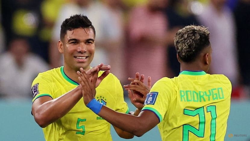 Fire-fighter Casemiro provides spark to put Brazil through to last 16