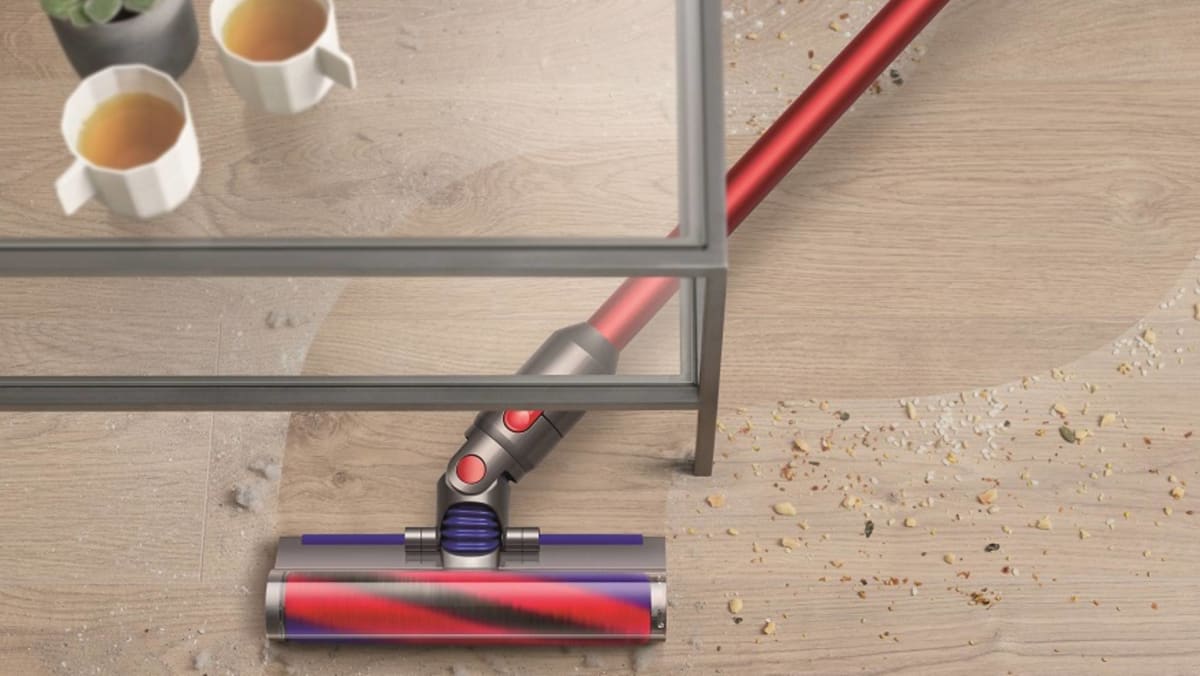 Dyson v8 slim review shop