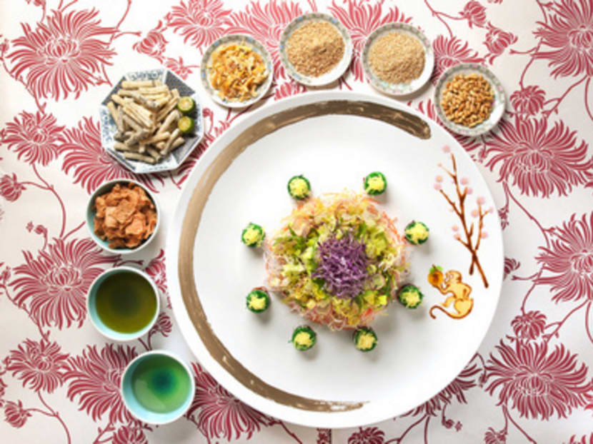 What to do if there’s no raw fish in the yu sheng? What to do if there’s no raw fish in the yu sheng?