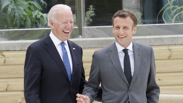 法国和美国同意 共同探讨武器输出条例