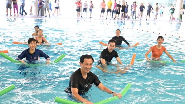 武吉坎贝拉游泳池正式开幕 三巴旺综合诊疗所预计年底启用