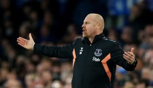 Green Day's Armstrong returns Everton love