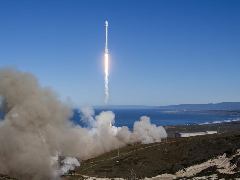 A SpaceX Falcon 9 rocket lifting off from Vandenberg Air Force Base, California, on Jan 14, 2017. Photo: AFP/SpaceX
