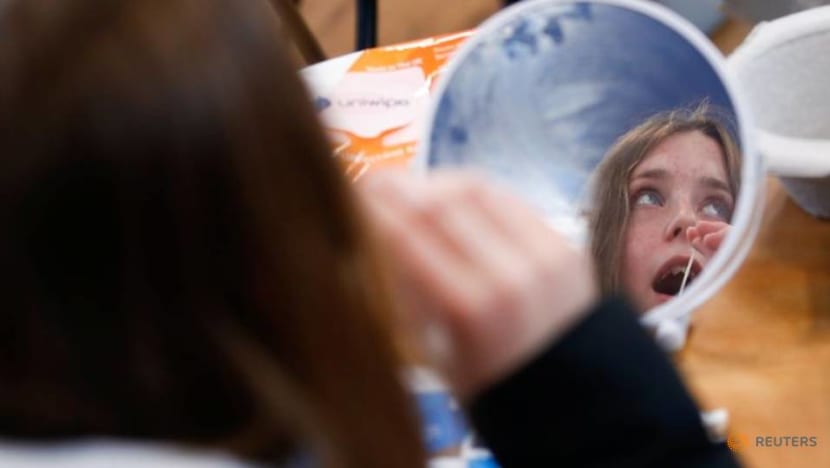 England's US$32 billion COVID test and trace not making big difference, lawmakers say England's US$32 billion COVID test and trace not making big difference, lawmakers say