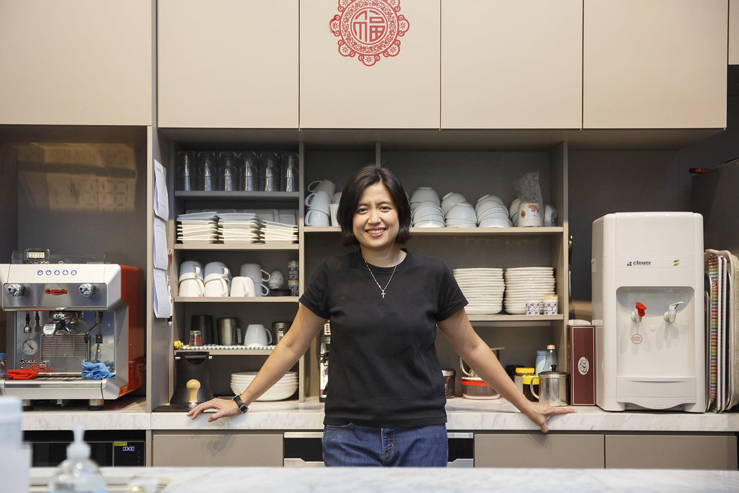 Gen Y Speaks: I run a cafe for seniors. They teach me it's not too late to start being brave and happy Gen Y Speaks: I run a cafe for seniors. They teach me it's not too late to start being brave and happy