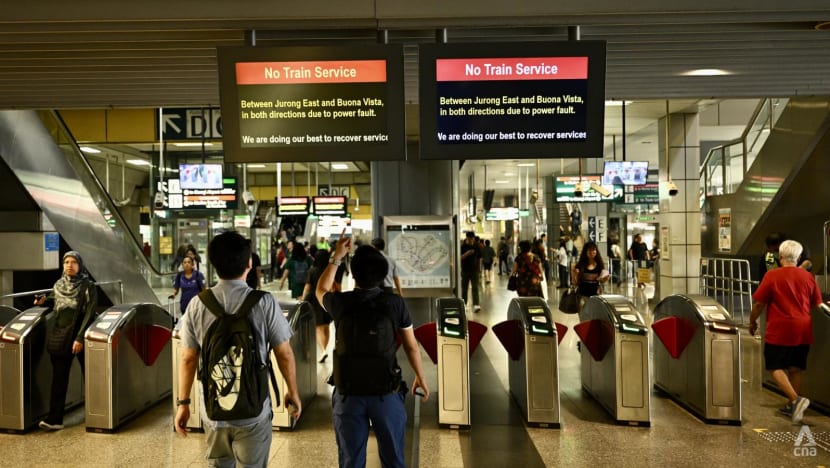 Live: Delays expected during rush hour with significant disruption on MRT East-West Line