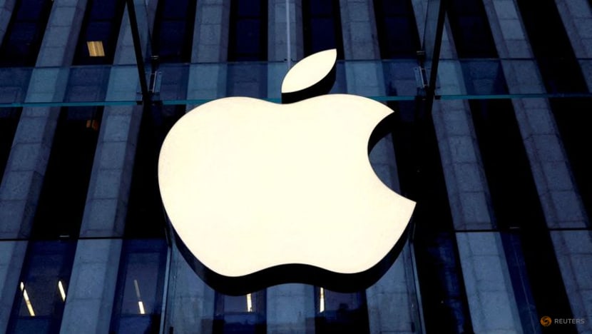 Apple accused of monopolising smartphone markets in US antitrust lawsuit