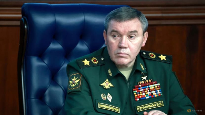 Russian reshuffle puts top general in charge of Ukraine invasion