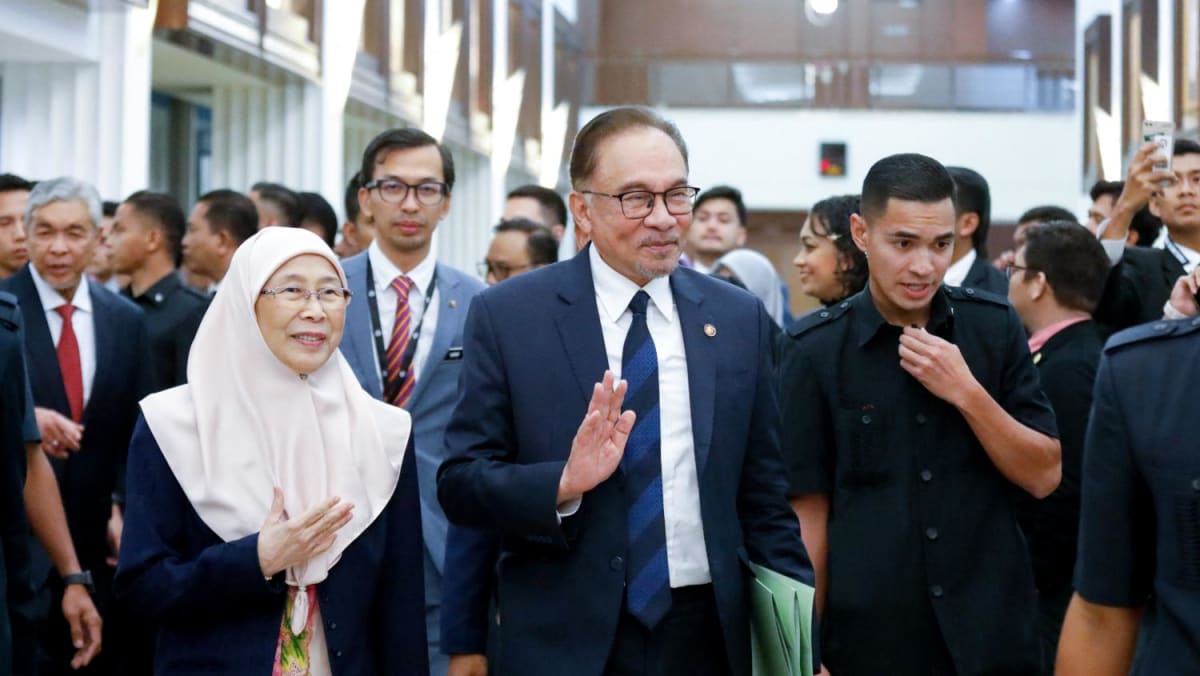 Malaysia's national debt now at S$460 billion, more than 80% of GDP: Anwar