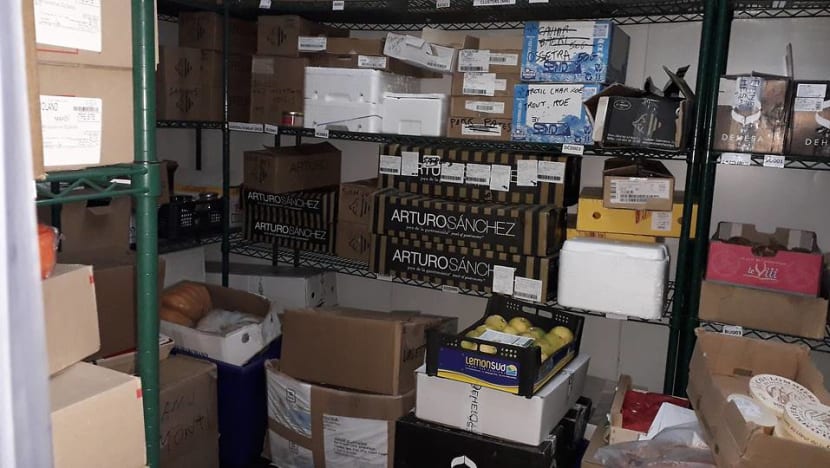 Company fined S$2,000 for storing chilled meat, seafood without licence Company fined S$2,000 for storing chilled meat, seafood without licence