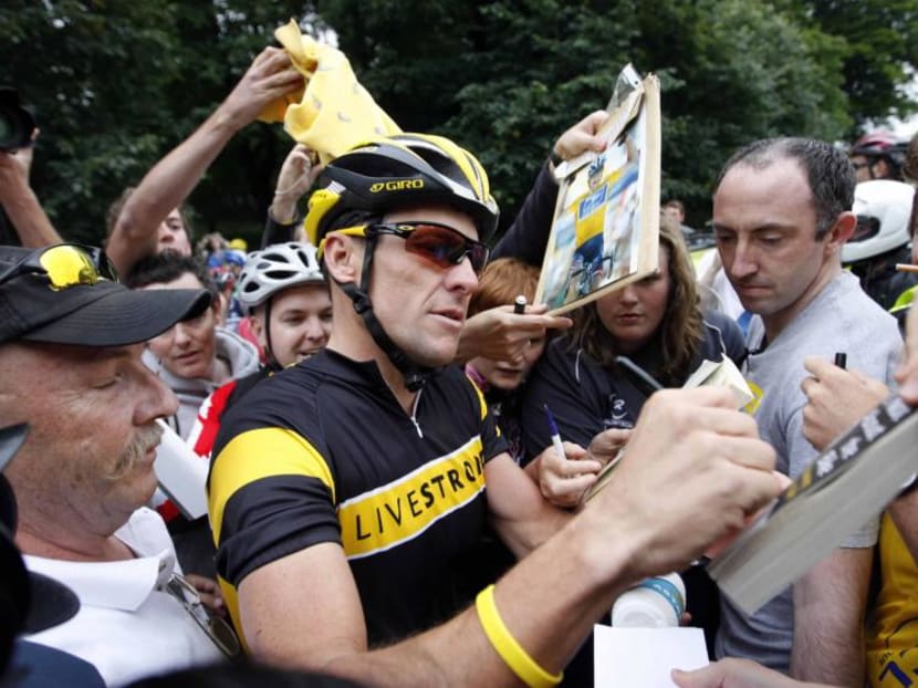 Lance Armstrong had the whole of America, and the world behind him because his comeback from cancer story was so incredible and resonated with so many people, said 2011 Tour De France winner Cadel Evans. Photo: AP