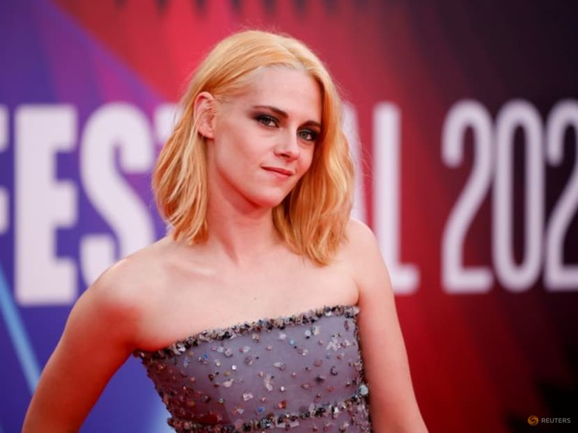 'We're marrying': Kristen Stewart engaged to screenwriter girlfriend 'We're marrying': Kristen Stewart engaged to screenwriter girlfriend