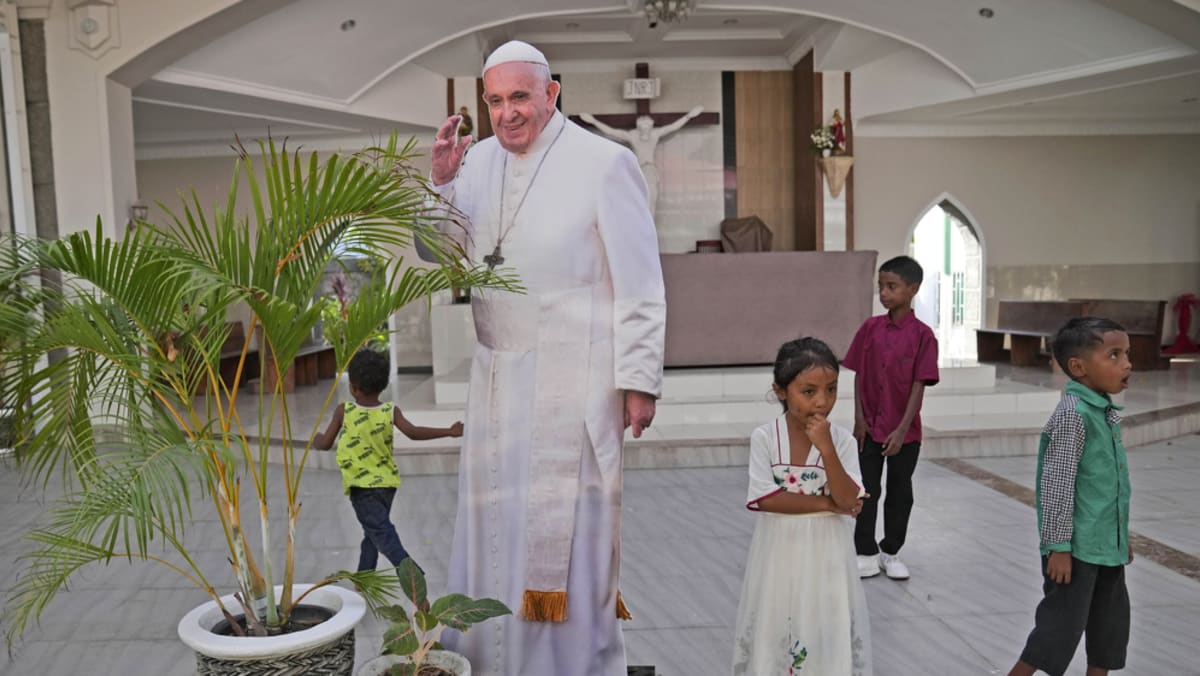 East Timor prepares for first papal visit since independence East Timor prepares for first papal visit since independence