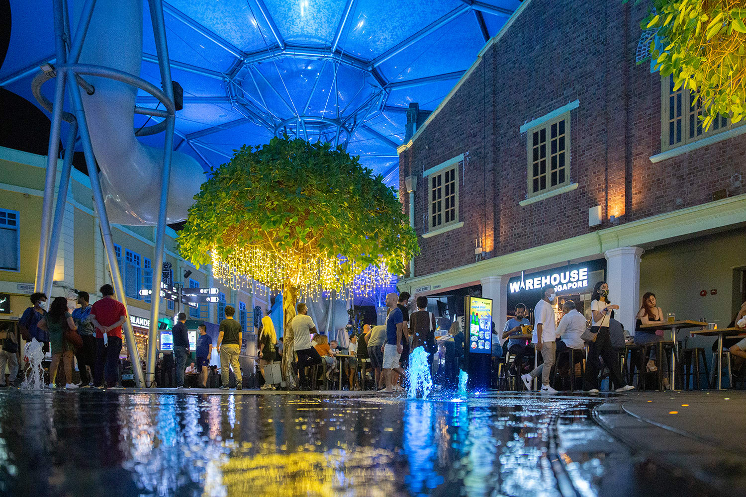All nightlife establishments will be subjected to the safe management measures imposed on food and beverage (F&B) outlets, retail liquor establishments and live performances where applicable, said the authorities. All nightlife establishments will be subjected to the safe management measures imposed on food and beverage (F&B) outlets, retail liquor establishments and live performances where applicable, said the authorities.