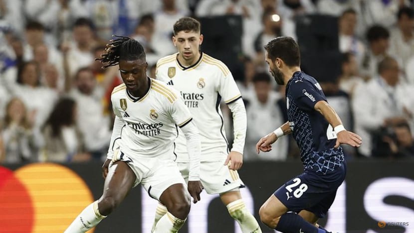 Real Madrid ease past Braga to reach Champions League last 16