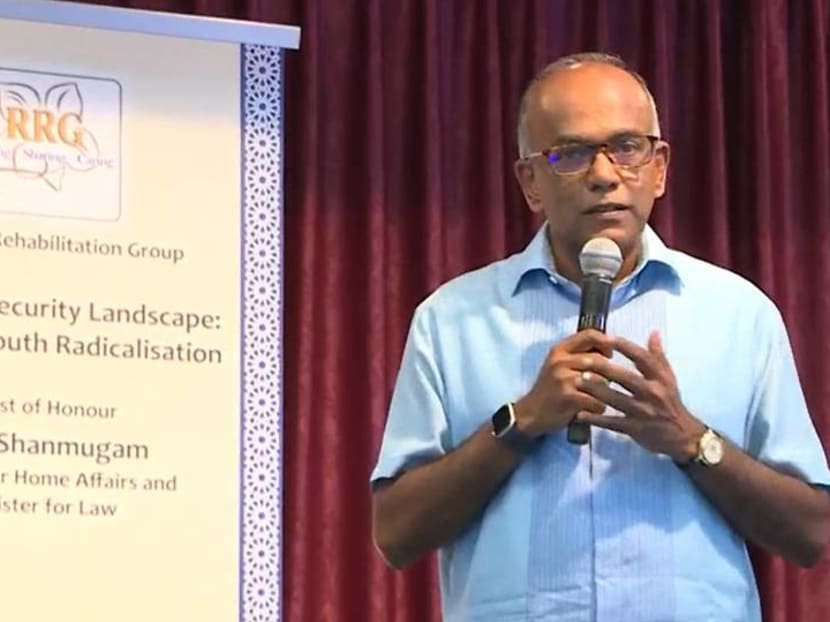 Likely change in stance on nurses wearing the tudung; issue discussed with Muslim religious leaders in August: Shanmugam Likely change in stance on nurses wearing the tudung; issue discussed with Muslim religious leaders in August: Shanmugam