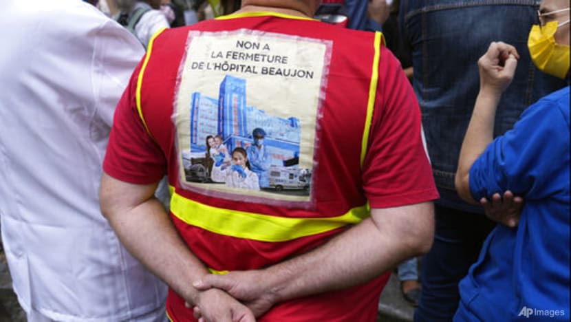 French healthcare workers who are unvaccinated against COVID-19 to face suspension French healthcare workers who are unvaccinated against COVID-19 to face suspension