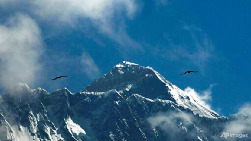 Nepal expecting hundreds of climbers despite COVID-19 pandemic Nepal expecting hundreds of climbers despite COVID-19 pandemic