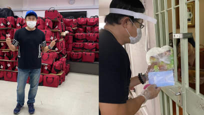 Chen Tianwen Spends 2 Hours Every Saturday Delivering Food To The Elderly Since The COVID-19 Outbreak Began