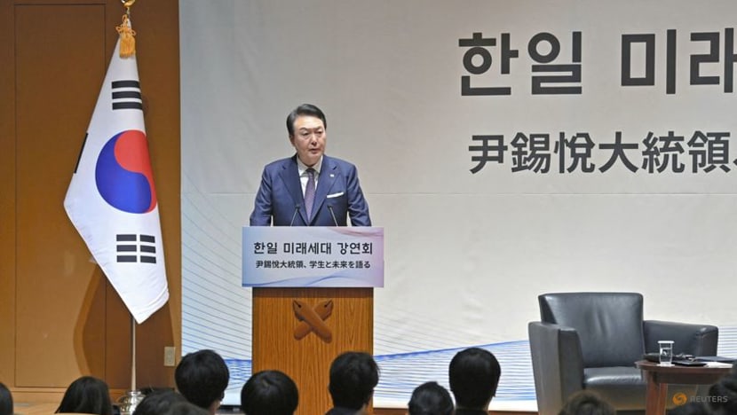 South Korea's Yoon calls strategy meeting to boost chip, battery sectors South Korea's Yoon calls strategy meeting to boost chip, battery sectors