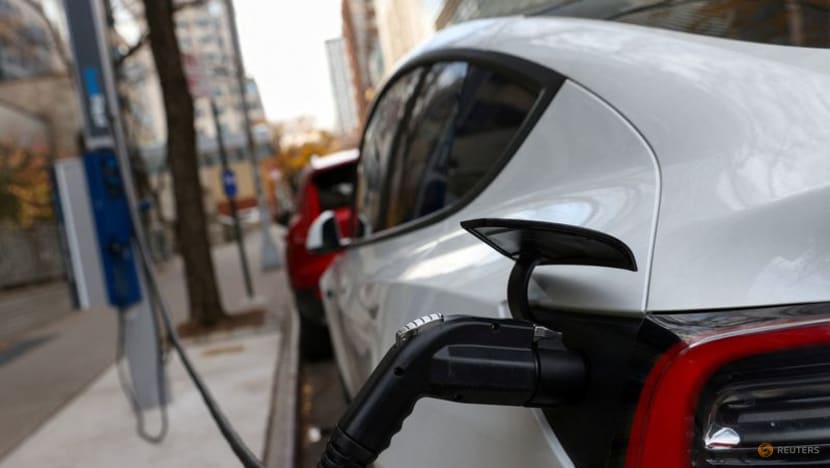 EU, US start talks on electric vehicle subsidies - Commissioner EU, US start talks on electric vehicle subsidies - Commissioner
