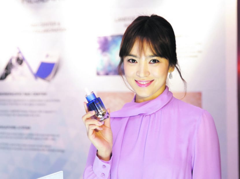 Song Hye Kyo in Singapore to celebrate the global launch of Laneige Perfect Renew