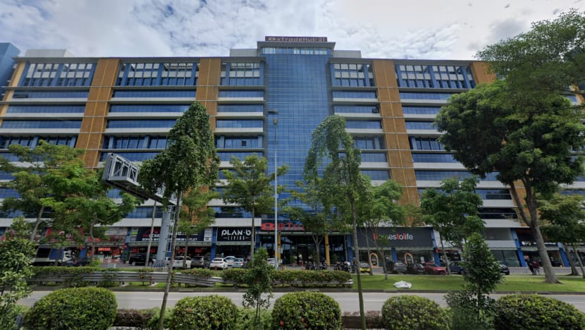 COVID-19: 20 people fined for attending 44-person countdown party at illegal KTV outlet COVID-19: 20 people fined for attending 44-person countdown party at illegal KTV outlet