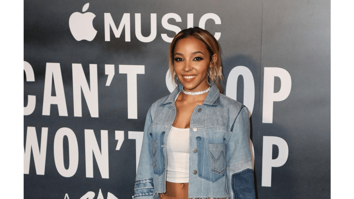 Tinashe reveals she's dating NBA star Ben Simmons - 8days