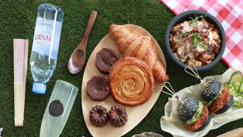 Have An Epic Picnic At The Botanic Gardens With Tiong Bahru Bakery This Weekend