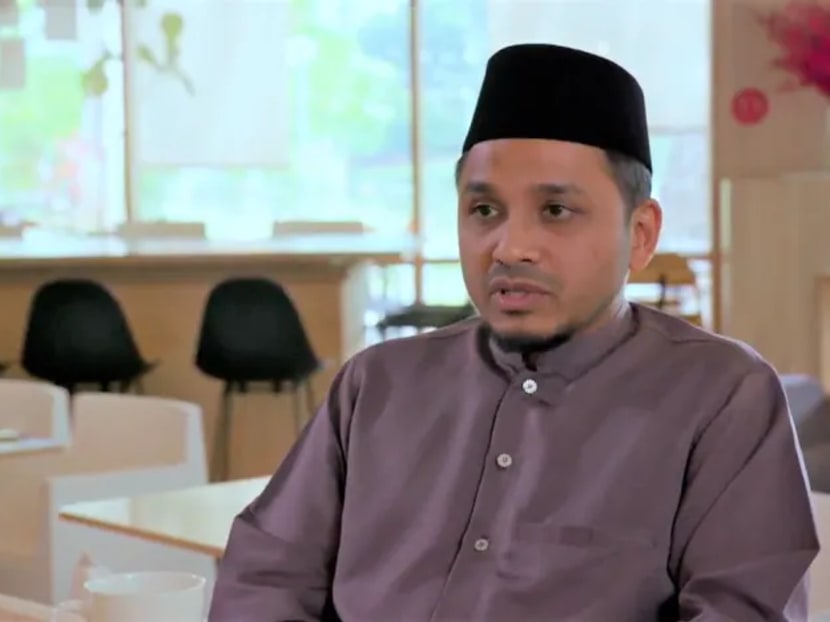 Mufti of Singapore Dr Nazirudin Mohd Nasir. Mufti of Singapore Dr Nazirudin Mohd Nasir.