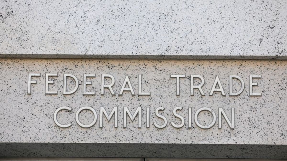 ftc-should-probe-payroll-data-deals-by-brokers-like-equifax-rival-says